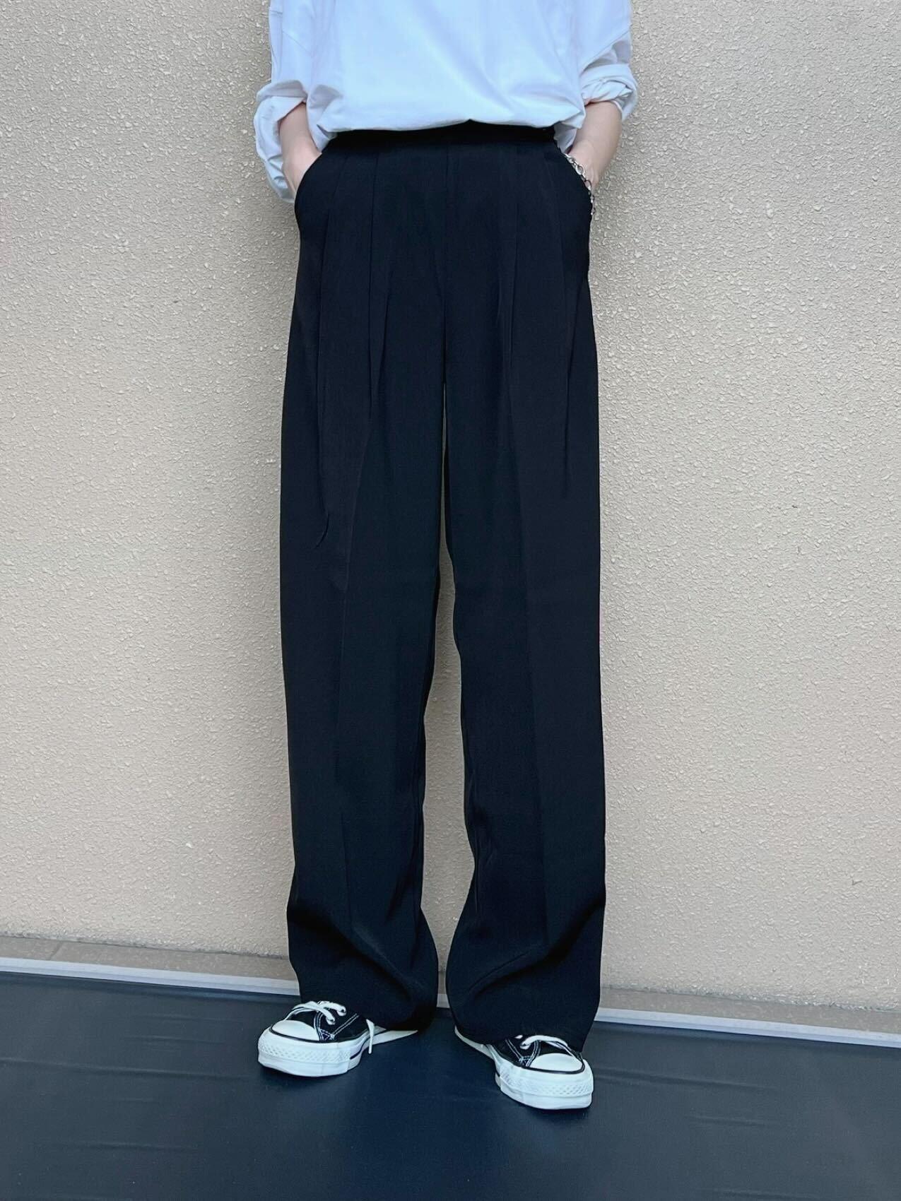 人気ディレクターmeg1006tの限定コーデセット!モヘアライクニットとタックワイドパンツセット