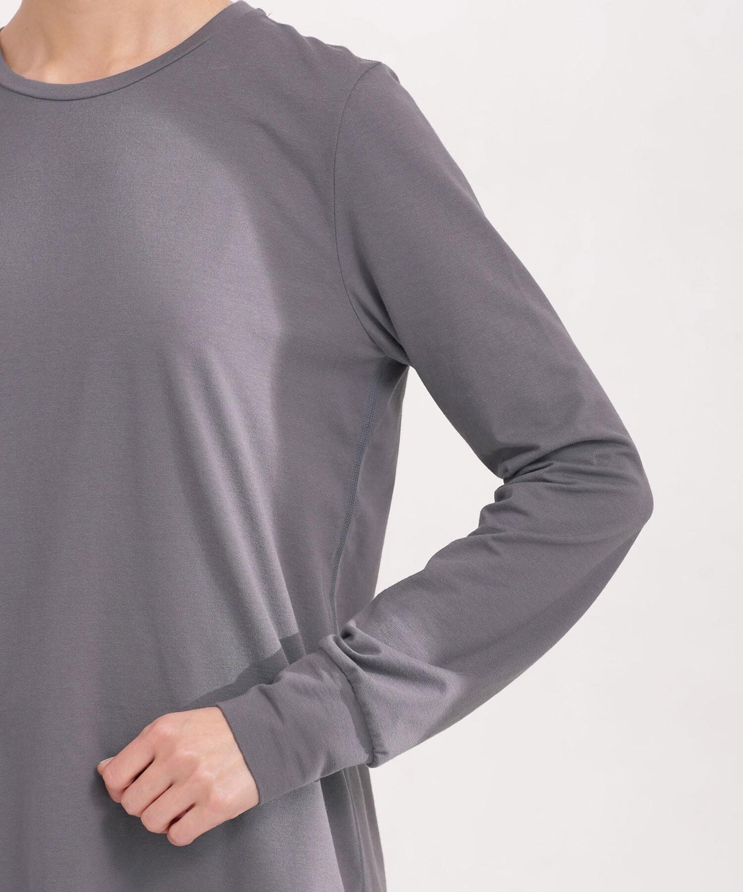 モイストパックウェア 長袖Tシャツ
