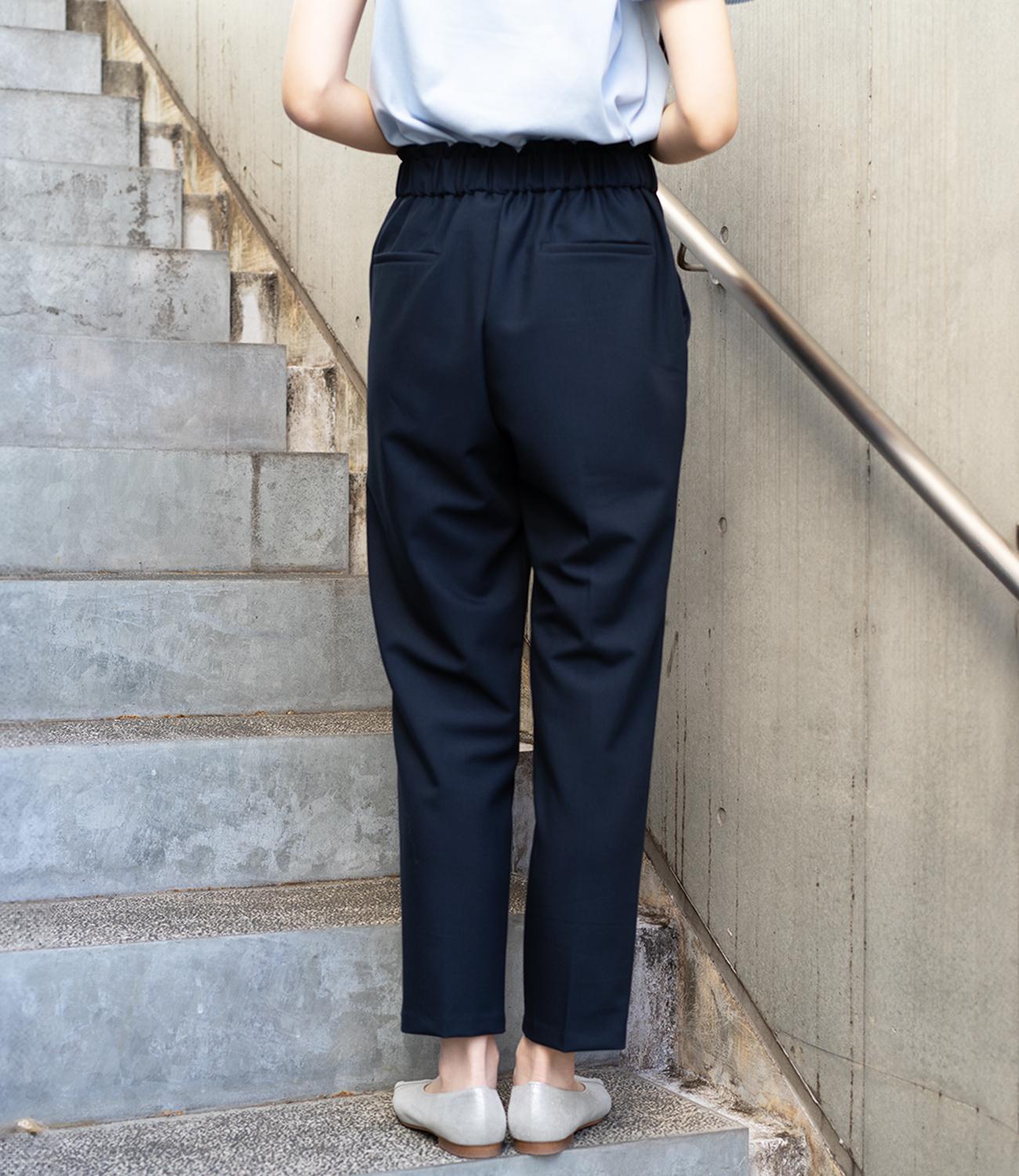 ウエストフリルストレッチテーパードパンツ