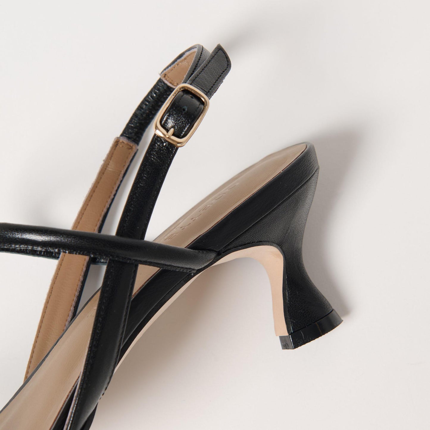 クッションストリング サンダル50↑