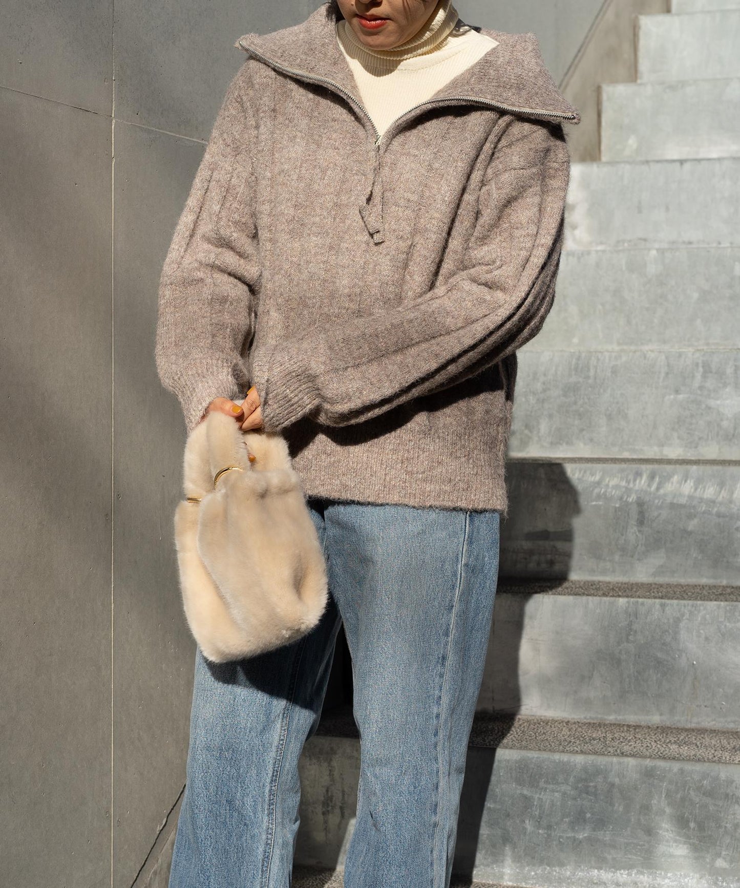 ハーフジップニット