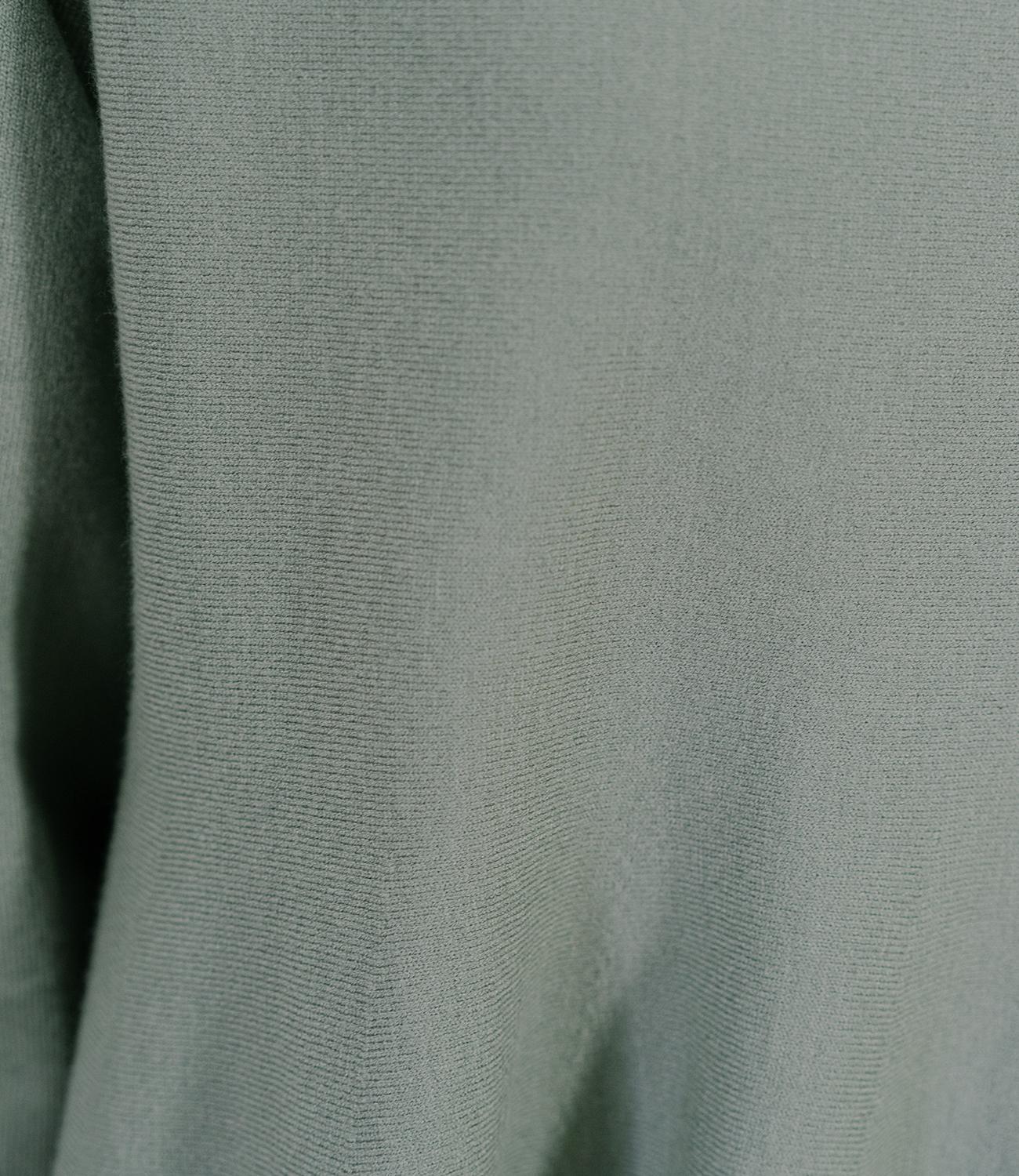 ペプラムシルエットニットプルオーバー