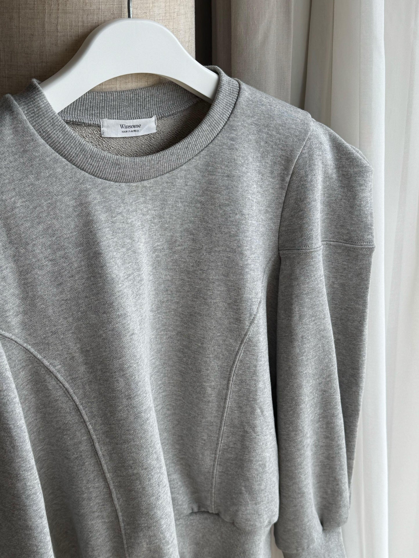 パフスウェットシャツ