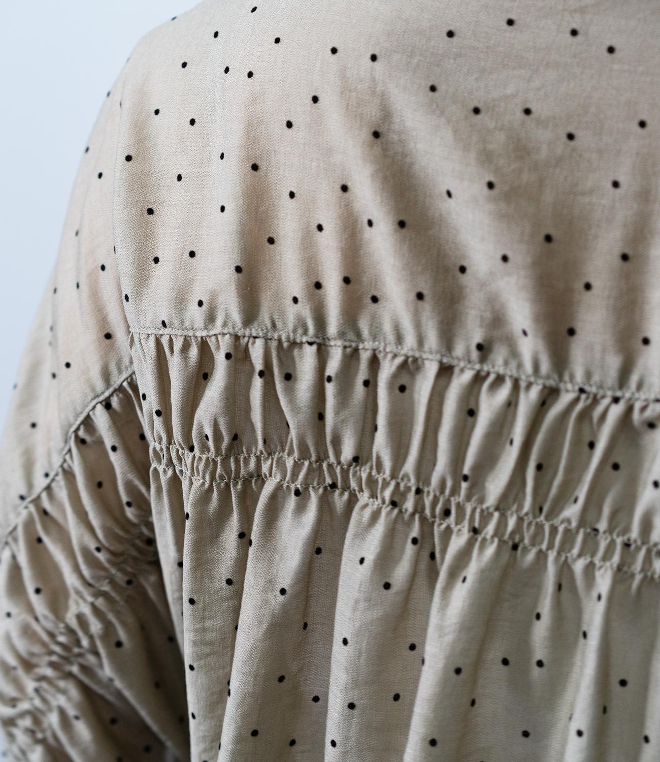 シアーフロッキードットブラウス