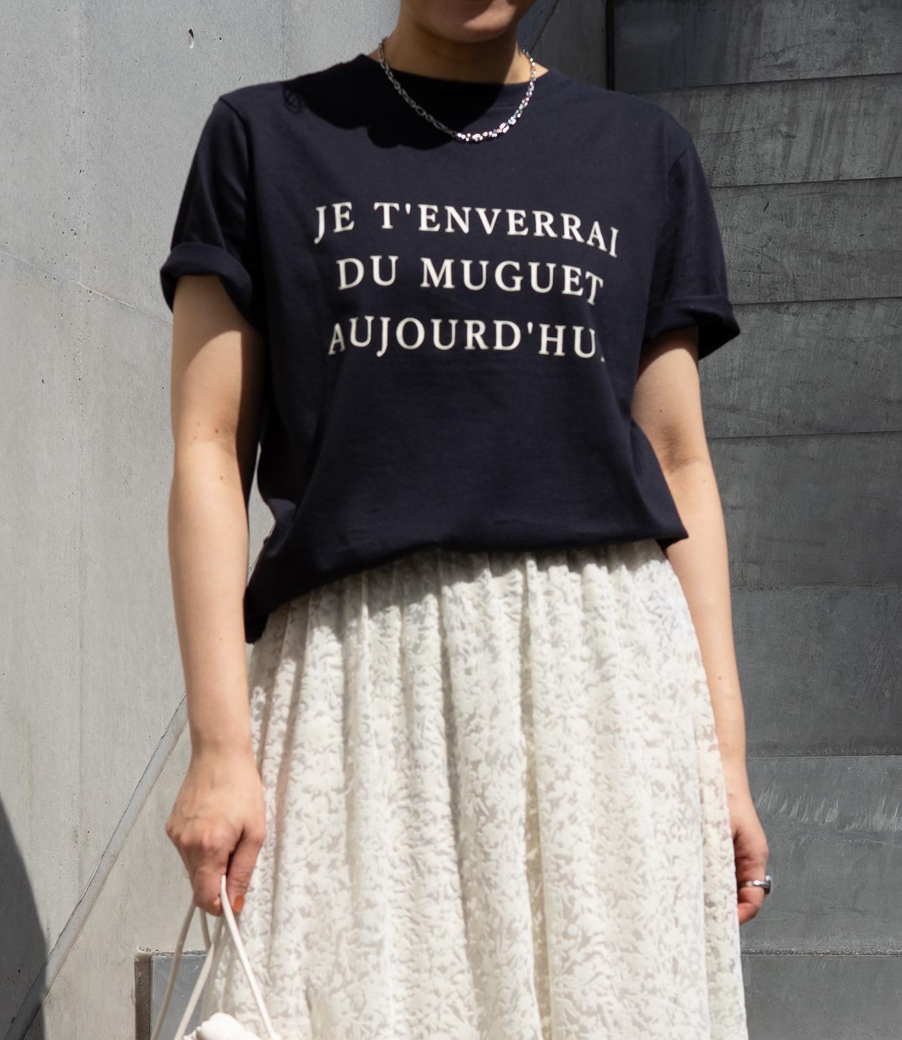 レタリングスリムTシャツ