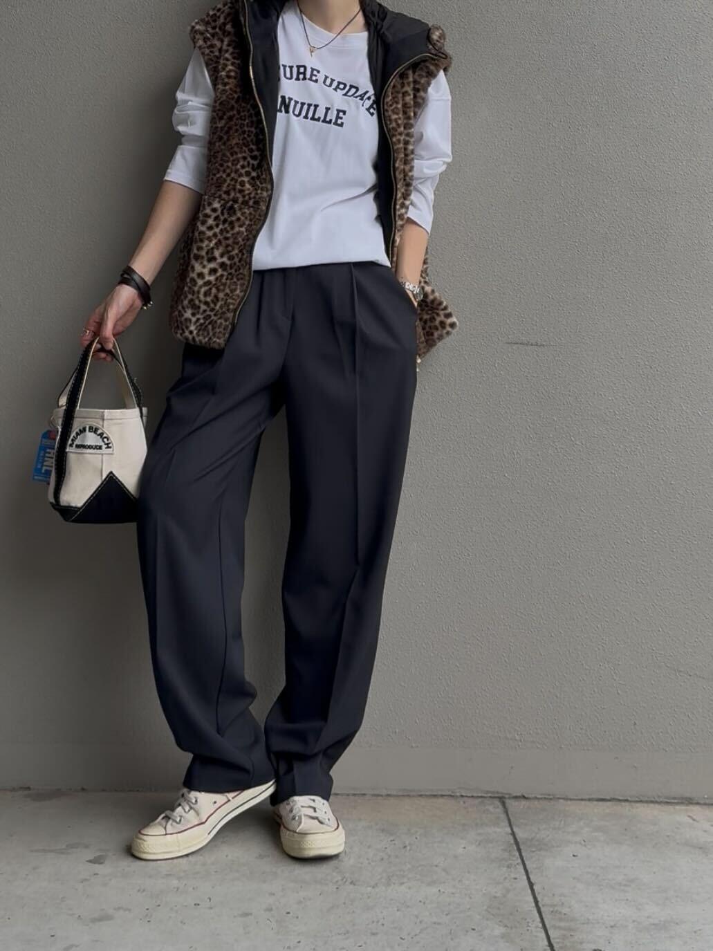 Hansome tapered slacks