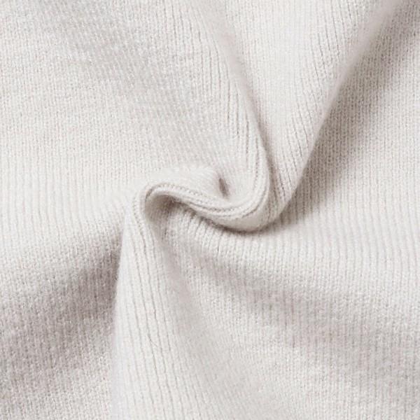 やわもちクルーネックニット