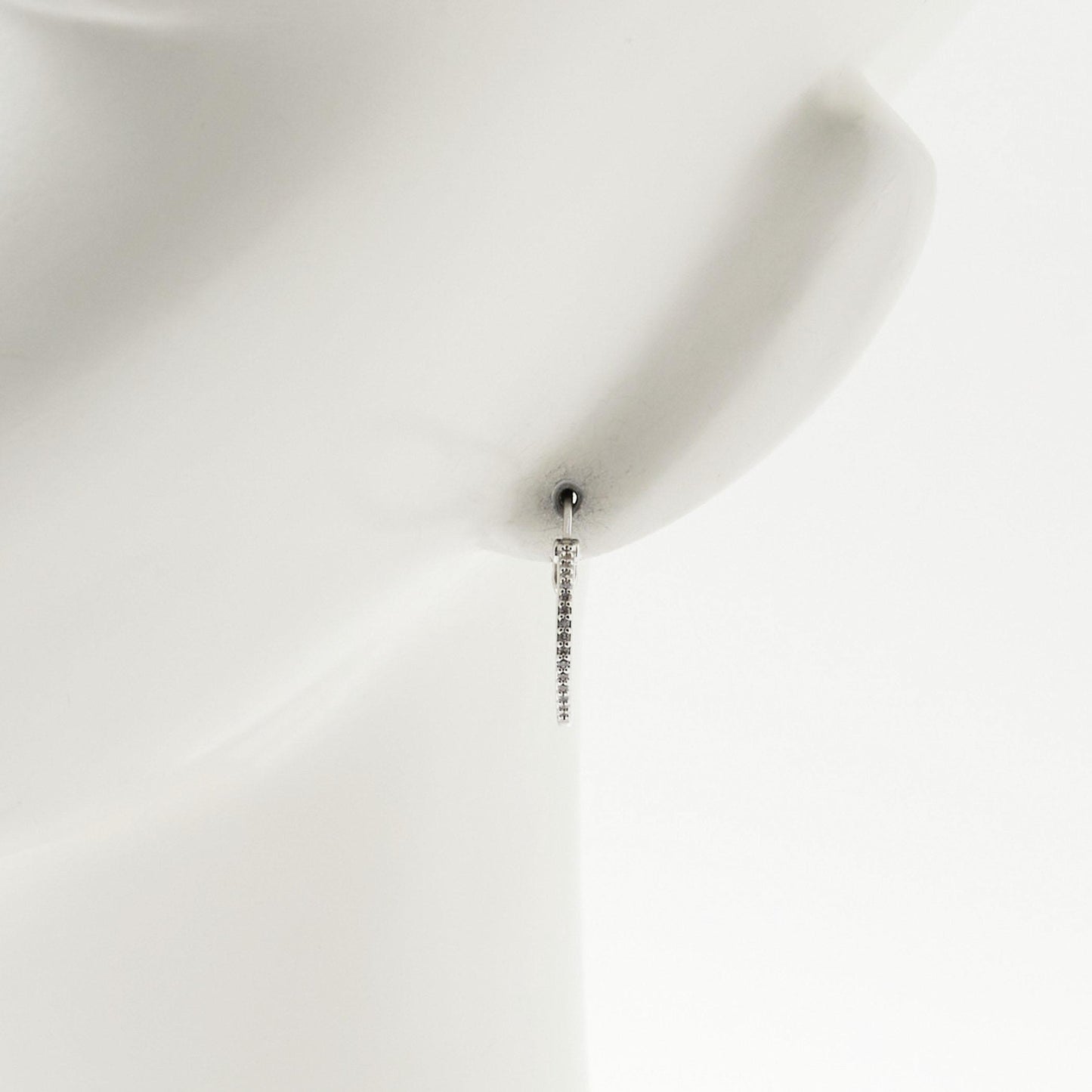 パヴェ ナローフープ ピアス