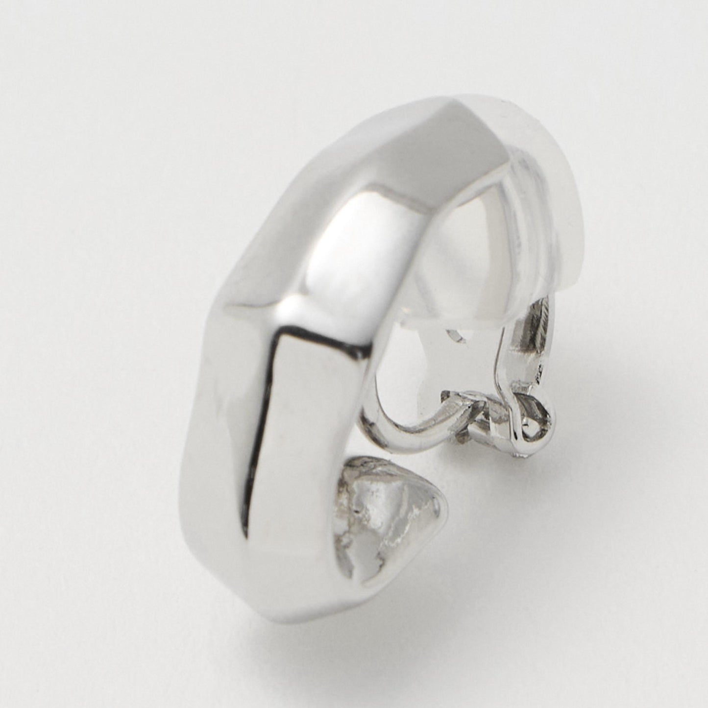 アンギュラー Jシェイプ イヤリング