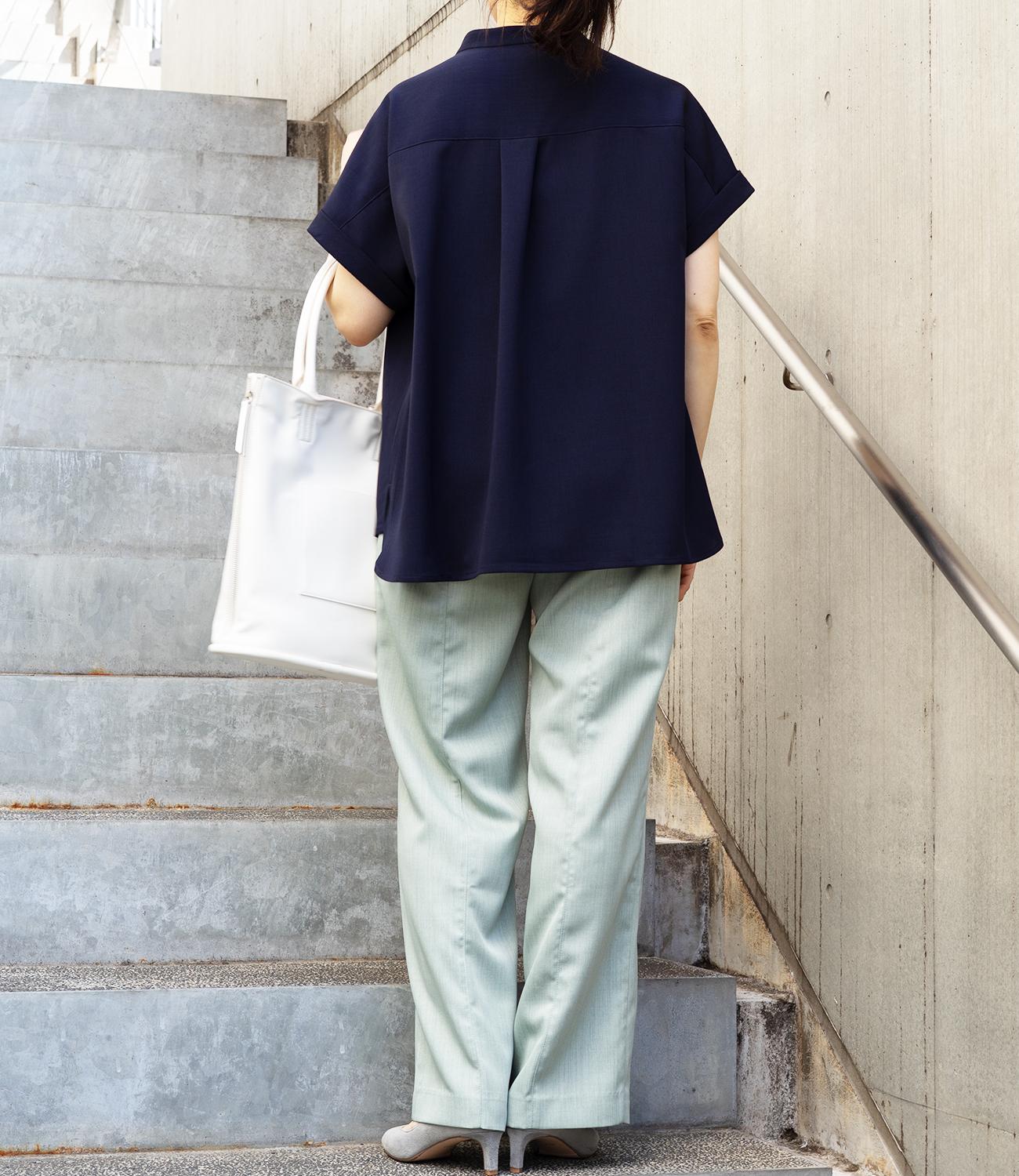 ナチュラルフレアシルエットパンツ