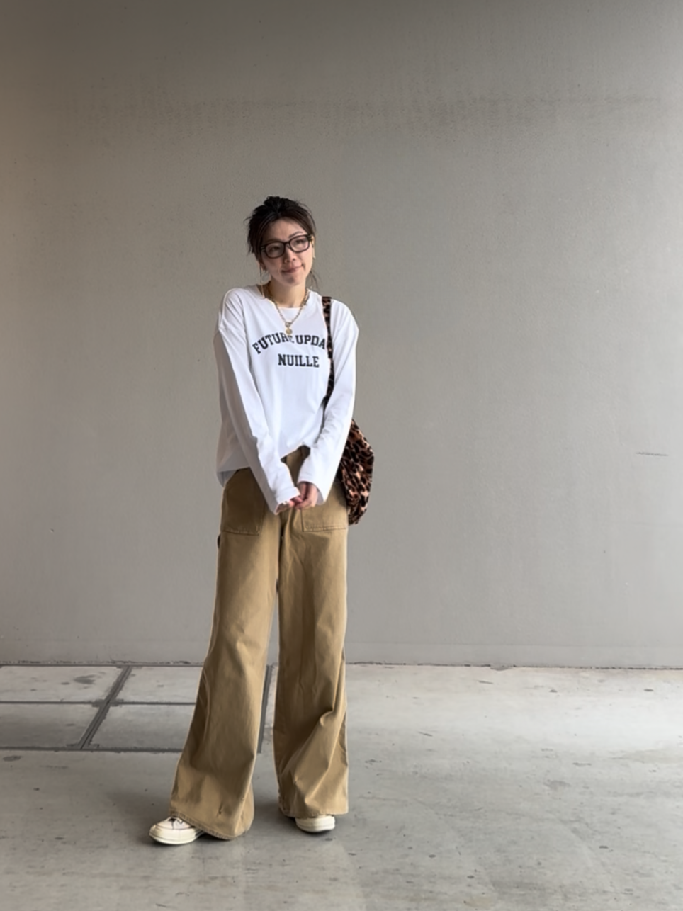 FUTURE UPDATE Long T