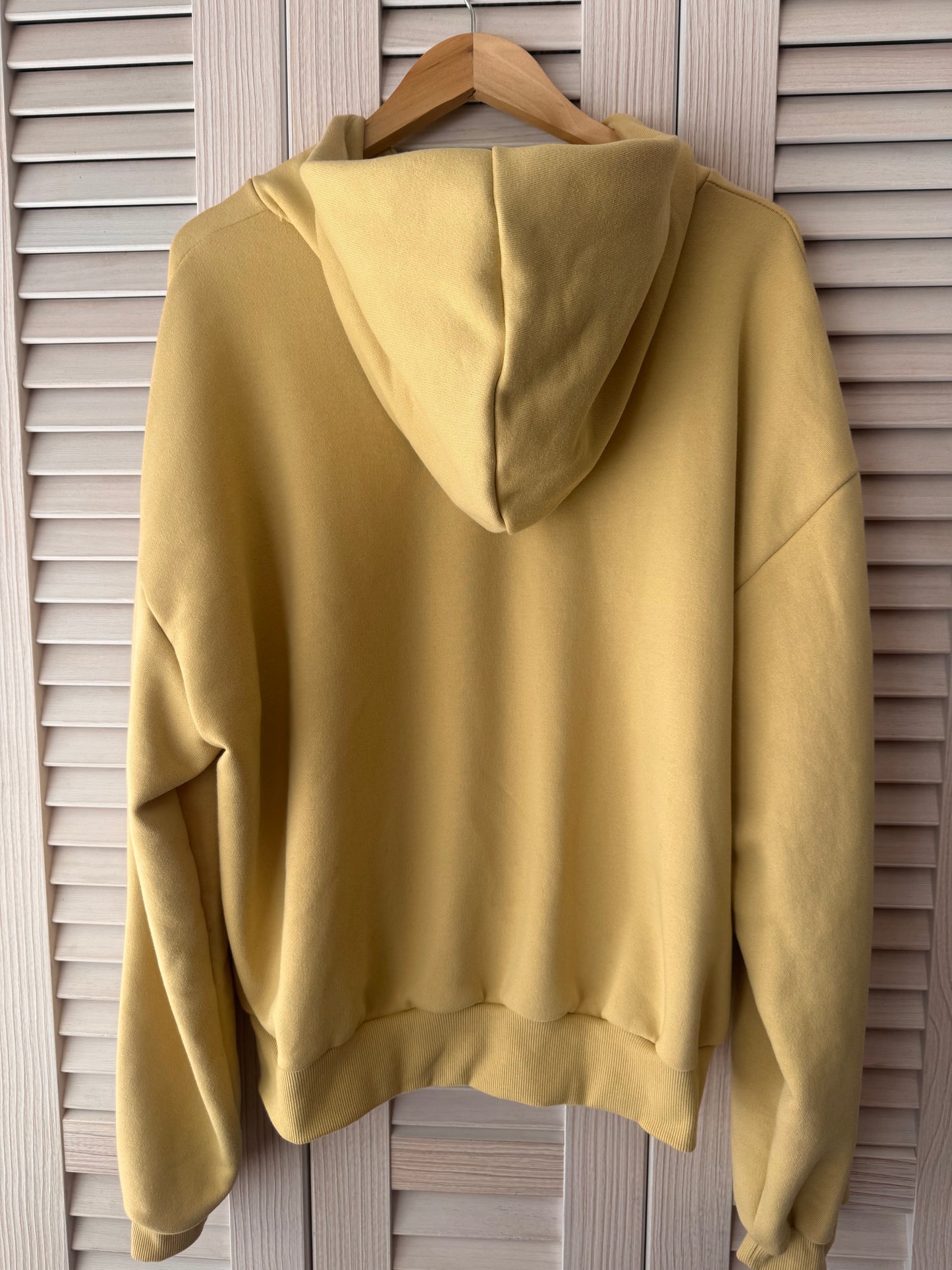 ハイネッククロップフーディー