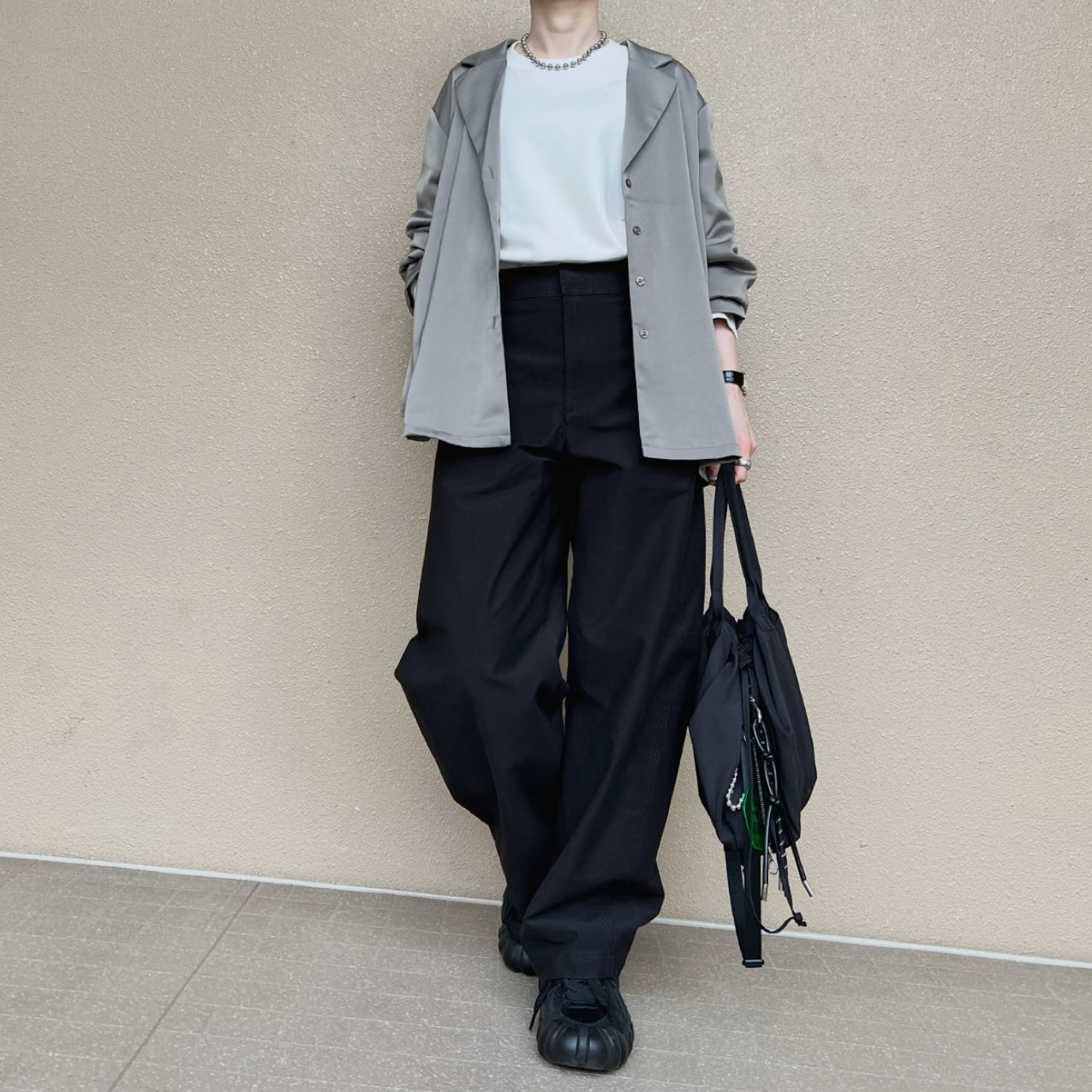 サテンライク ストレートパンツ