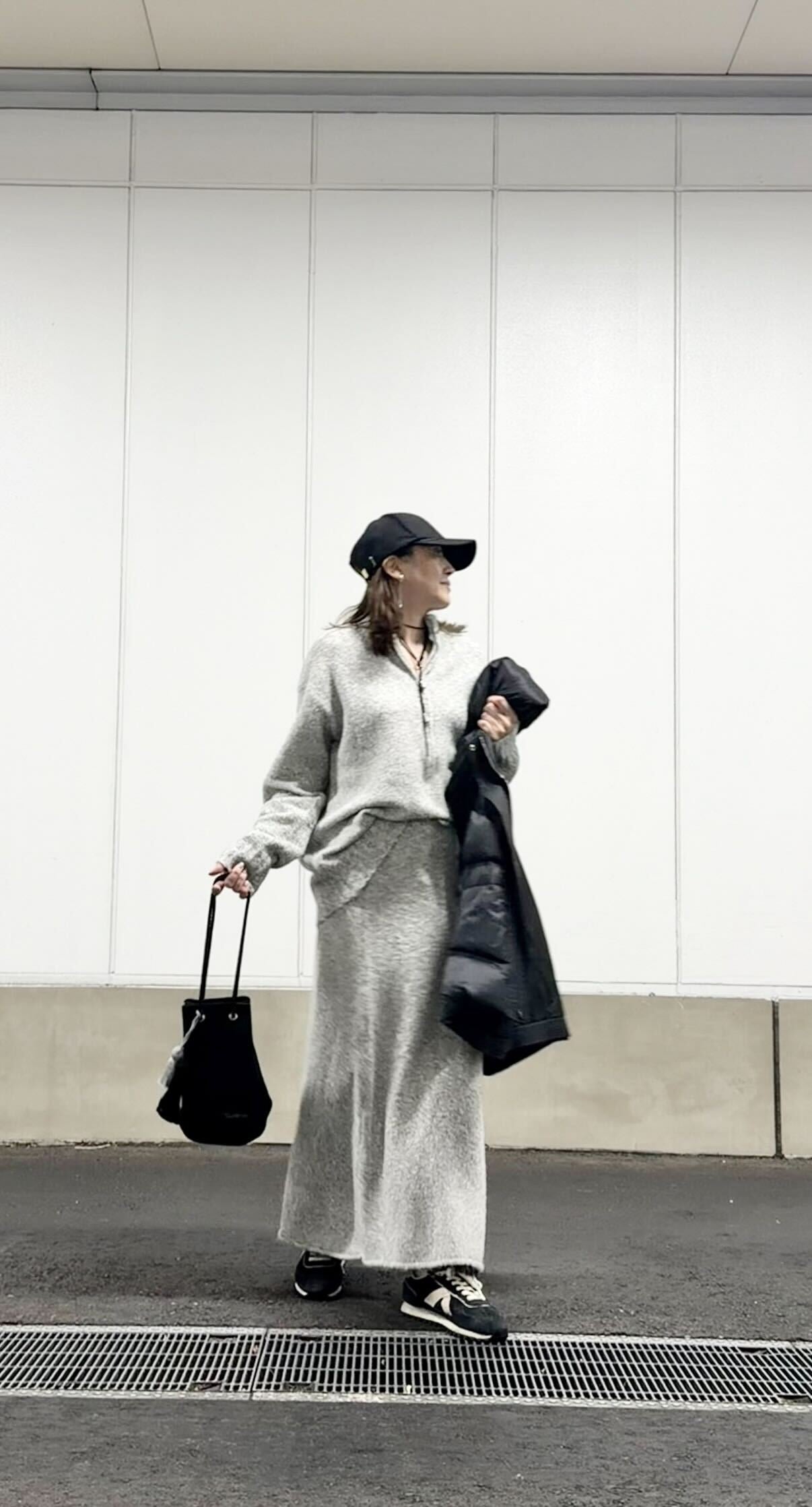 ハーフジップセットアップニット