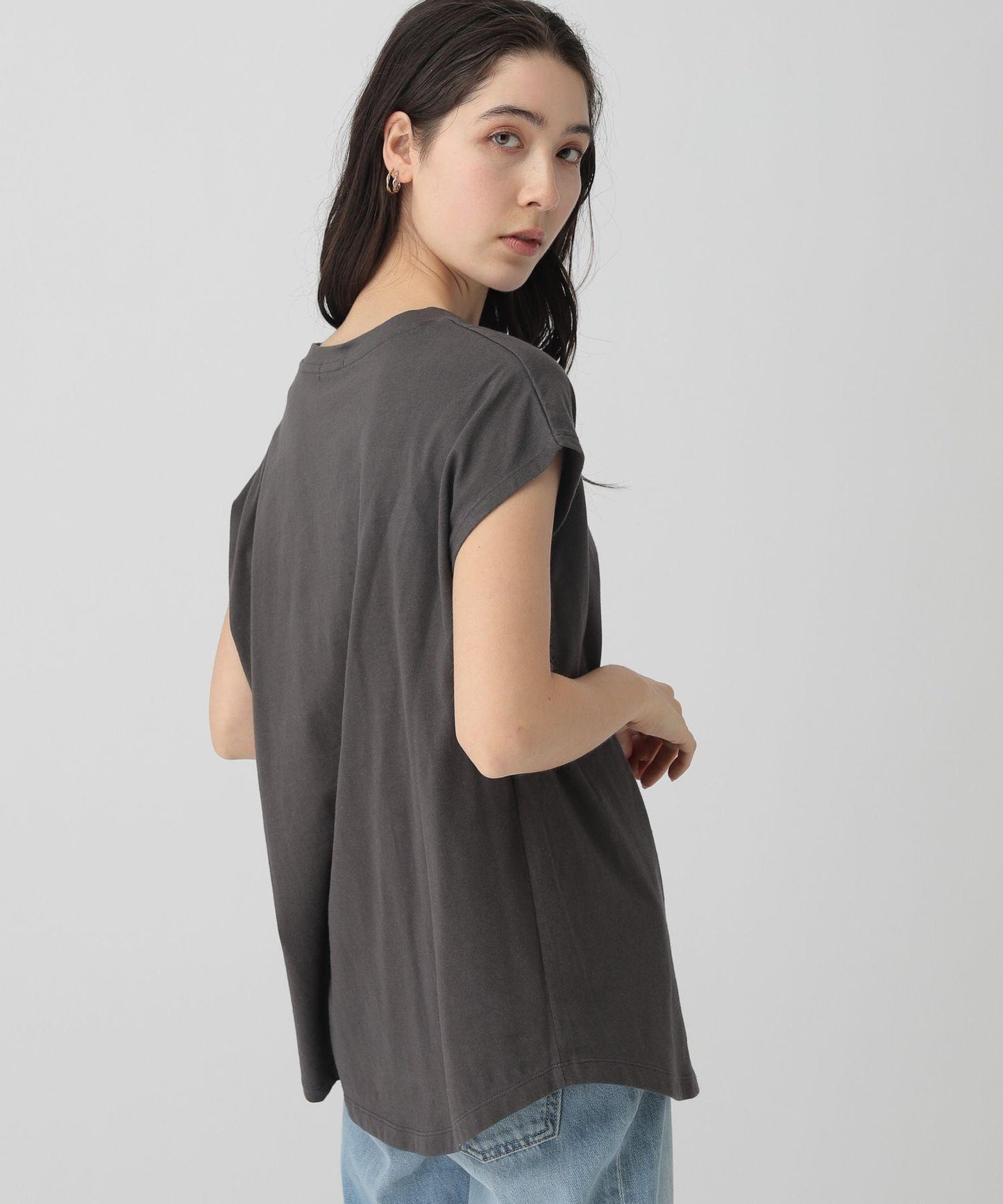 ハンソデTシャツ