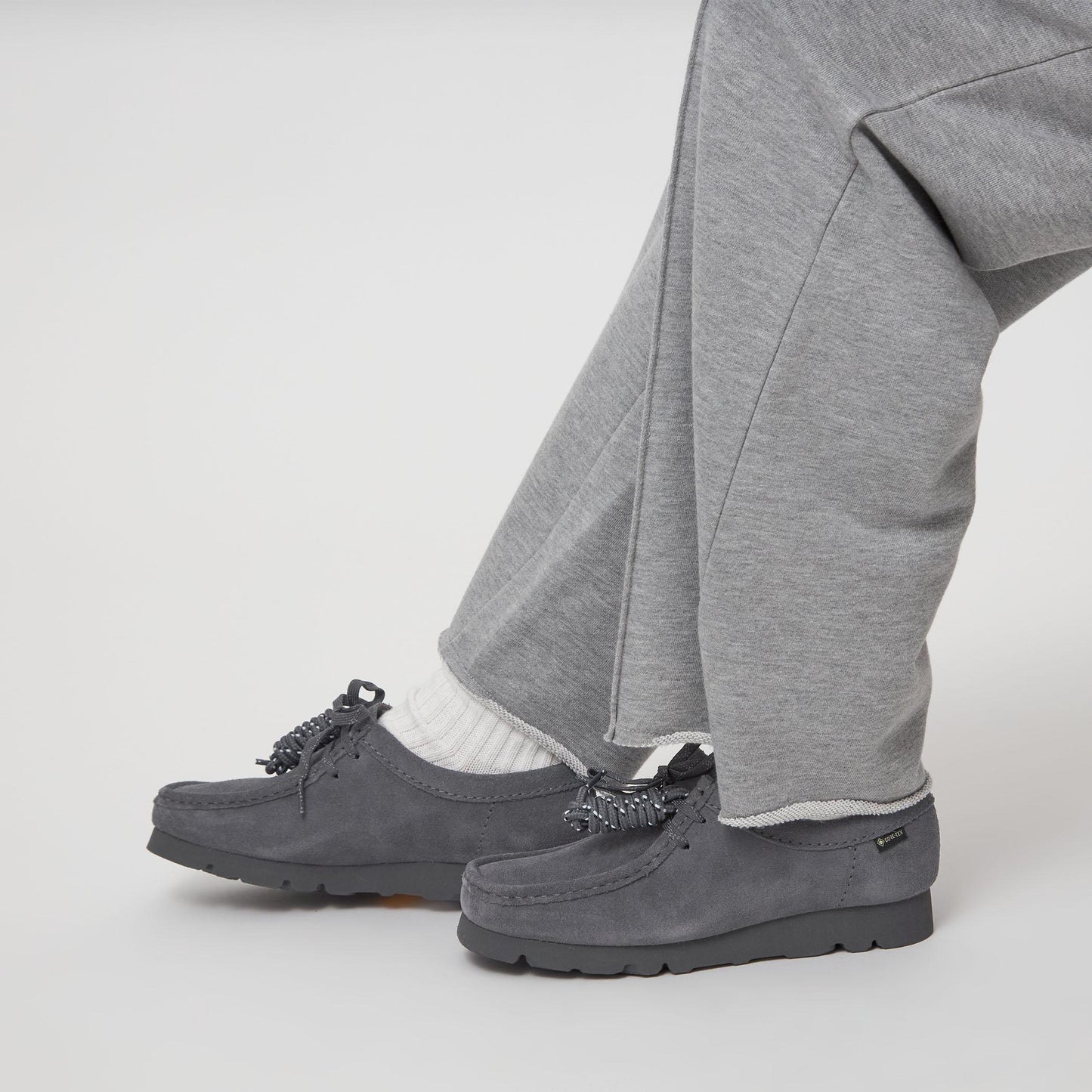 <Clarks Originals>ワラビー ゴアテックス