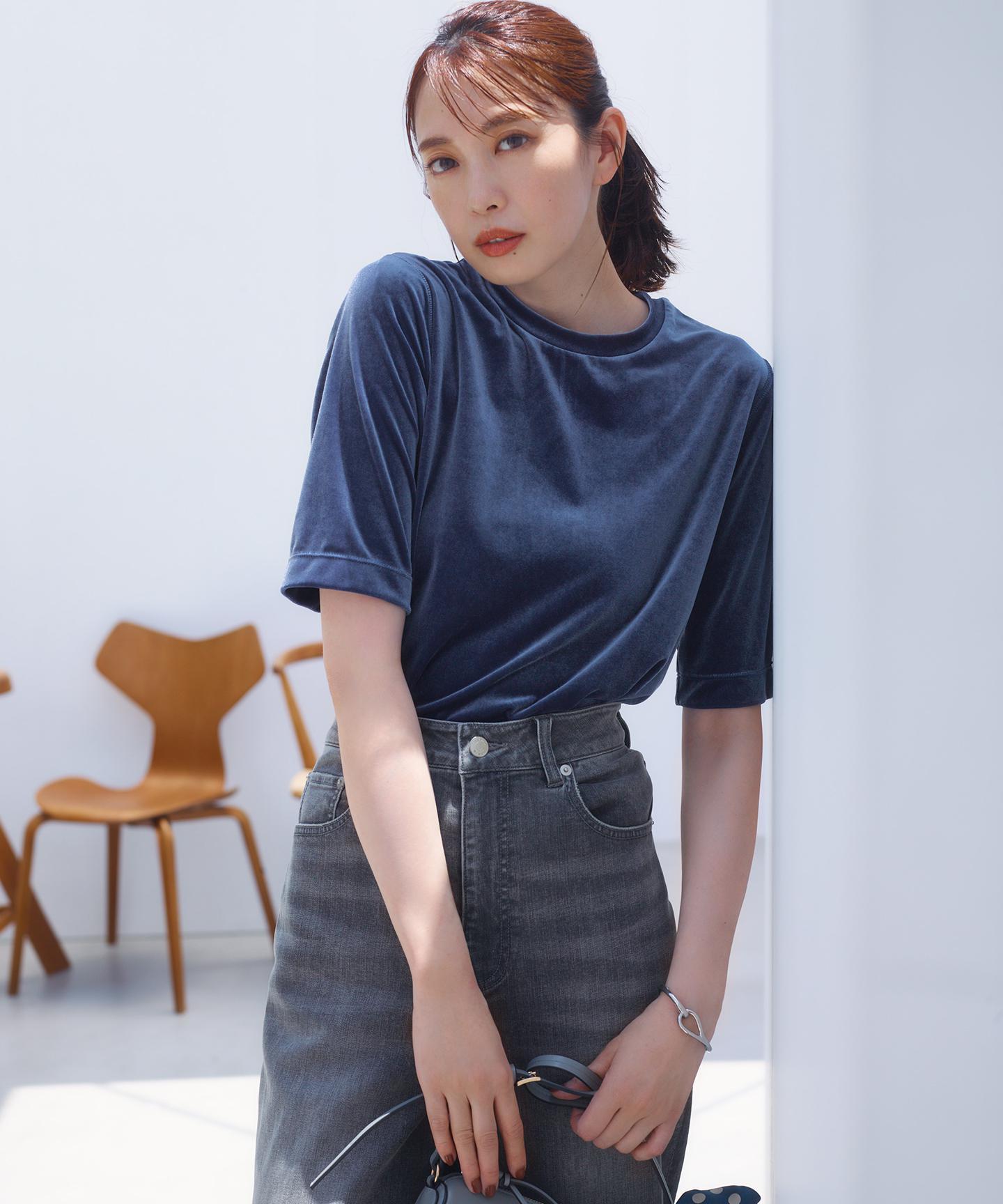 ストレッチ ベロアTシャツ