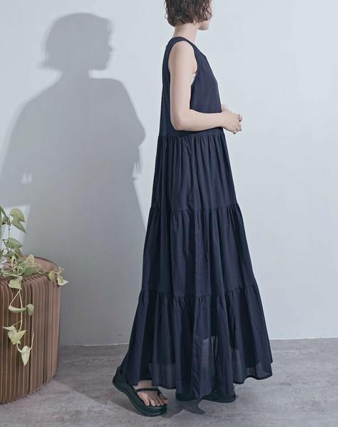 Vネックティアードワンピース