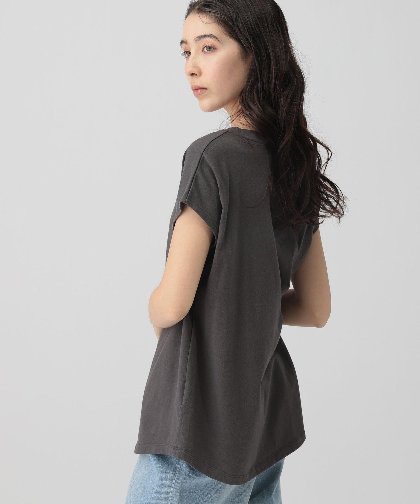 ハンソデTシャツ