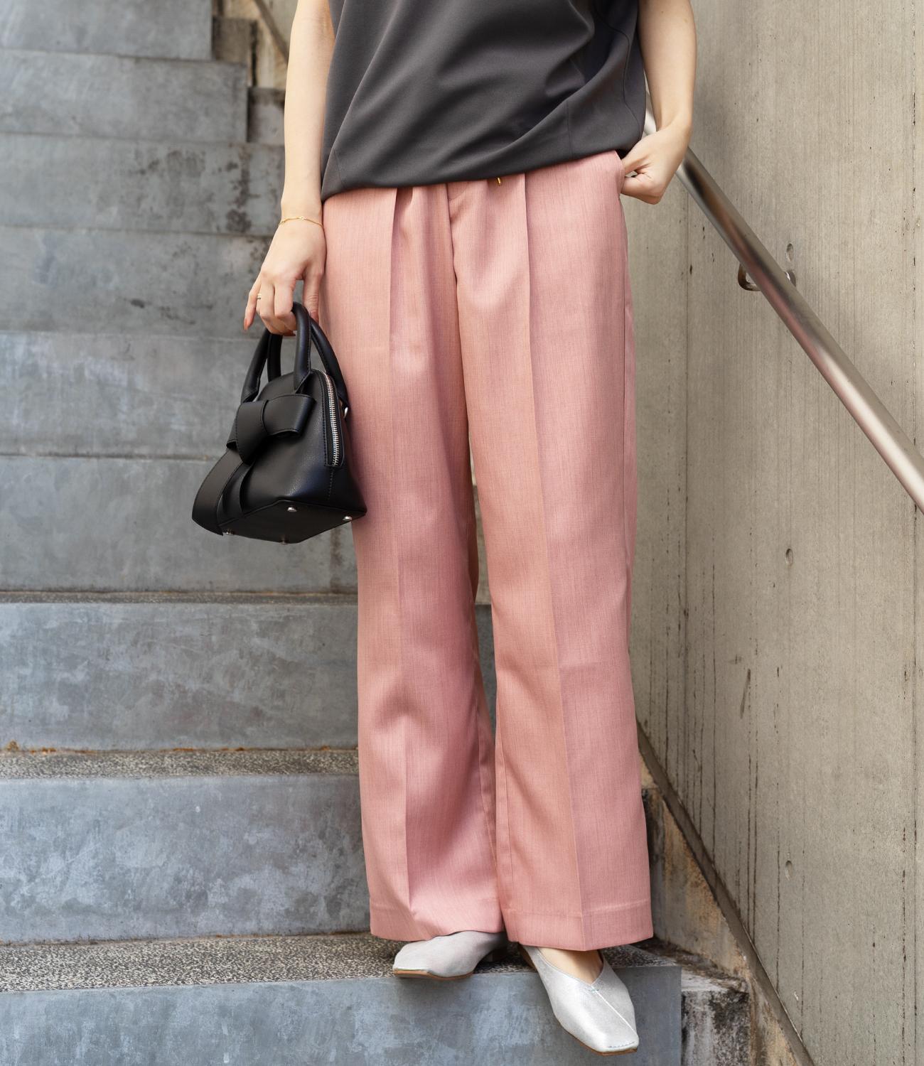 ナチュラルフレアシルエットパンツ