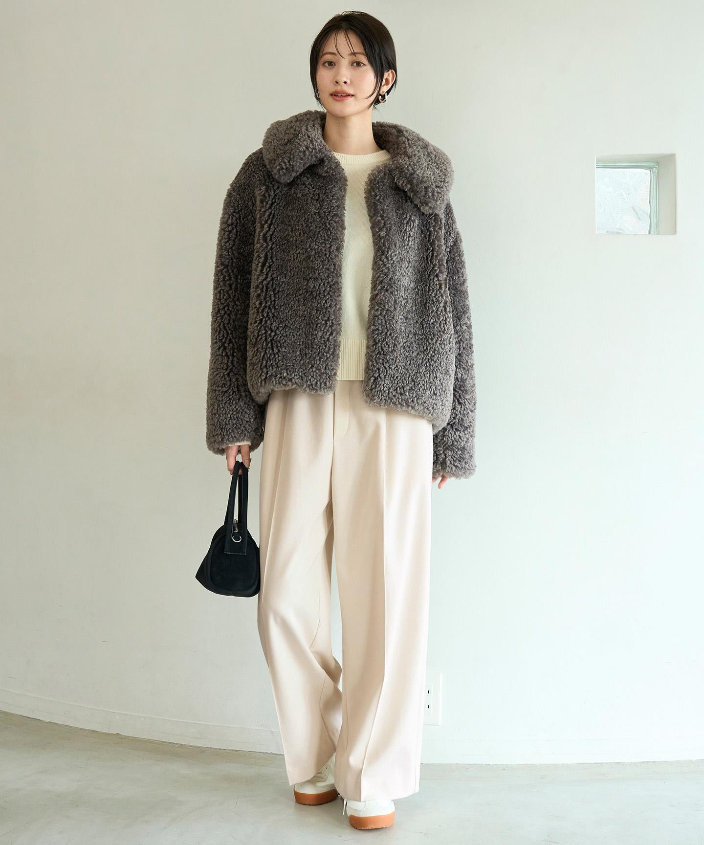 カシミヤブレンド クルーネックニット