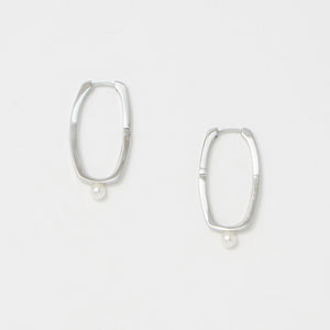 オーバルフープ&イミテーションパール ピアス