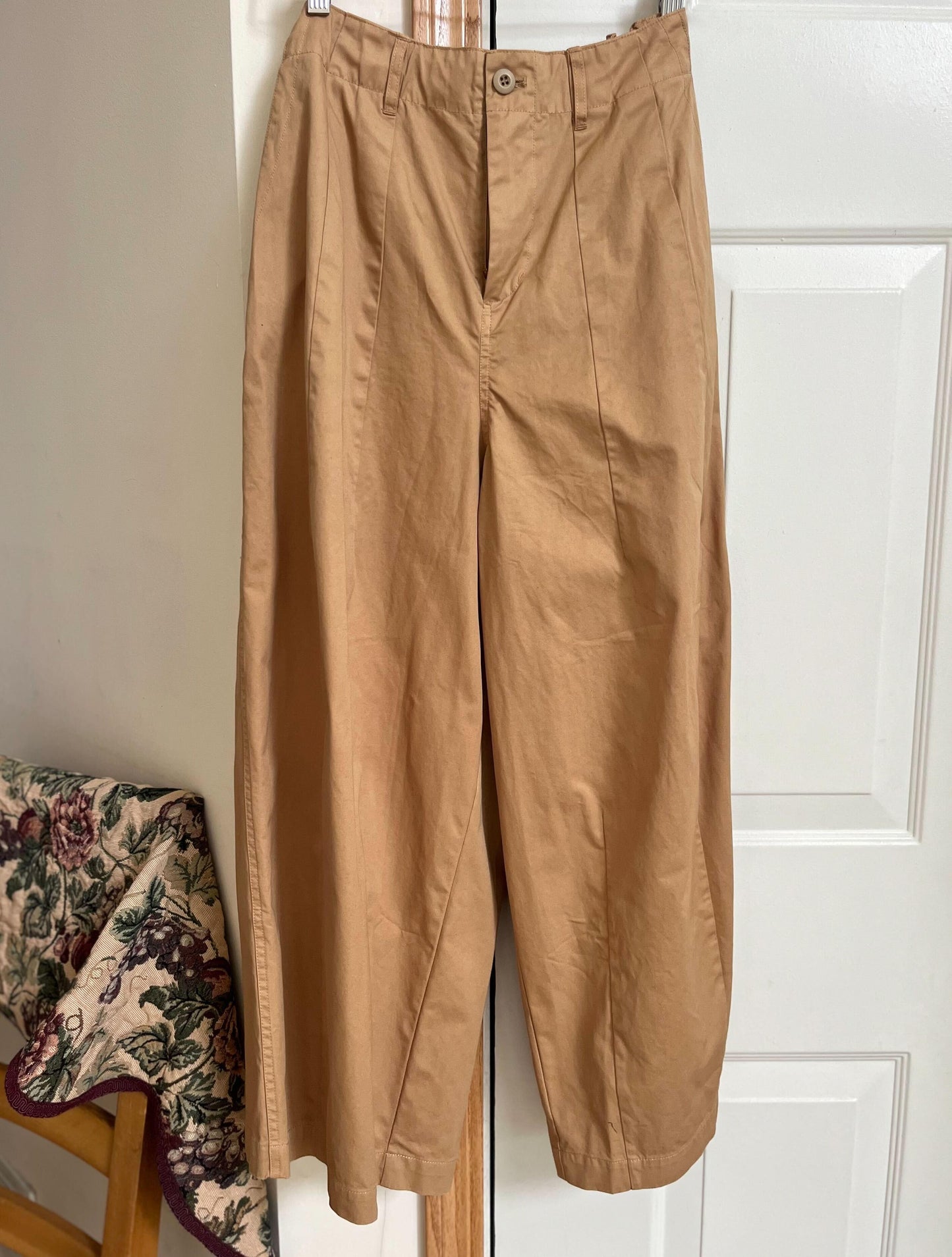 タックワイドチノパンツ