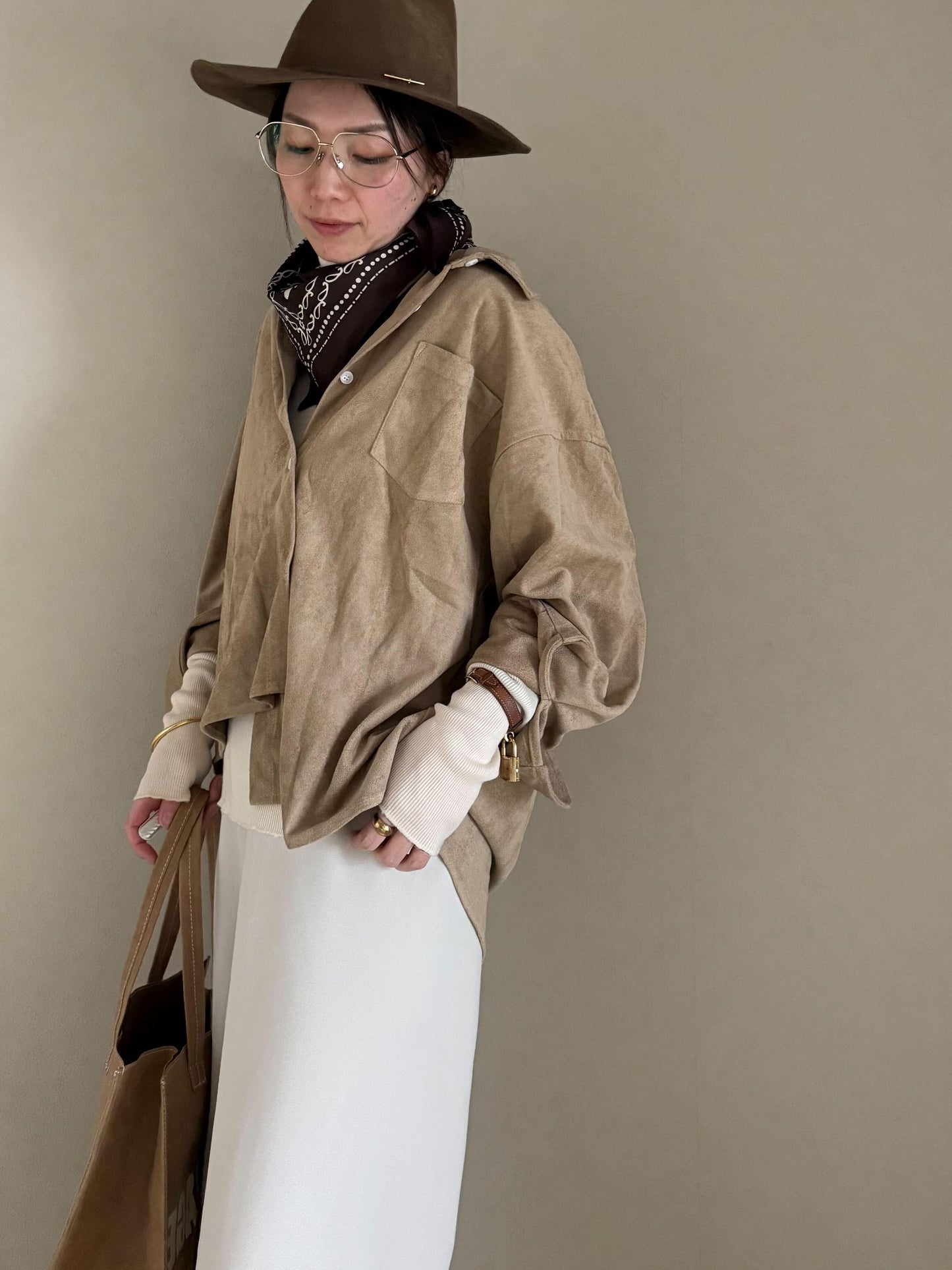 スウェードシャツ