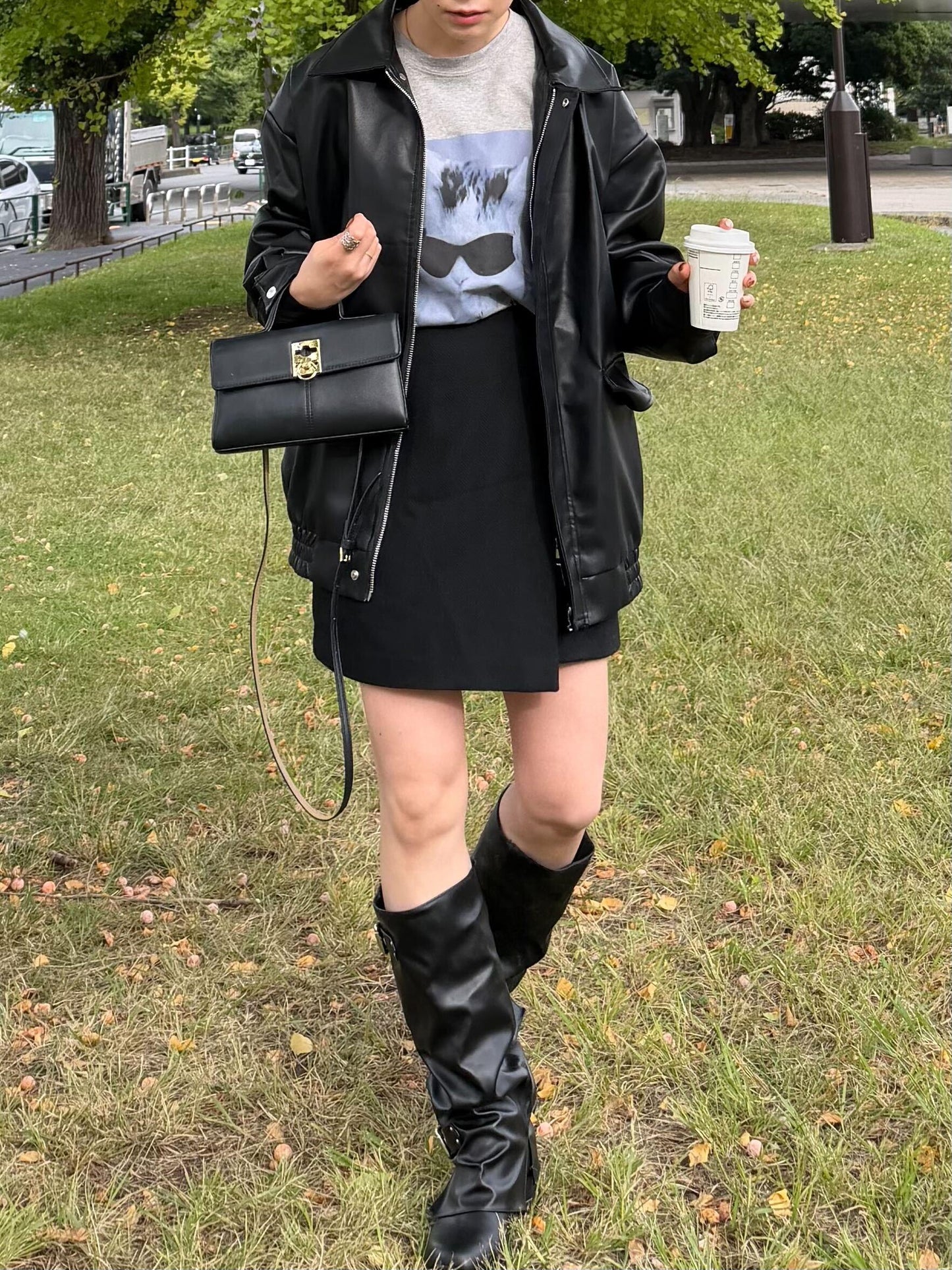 オーバーレザーライクジャケット