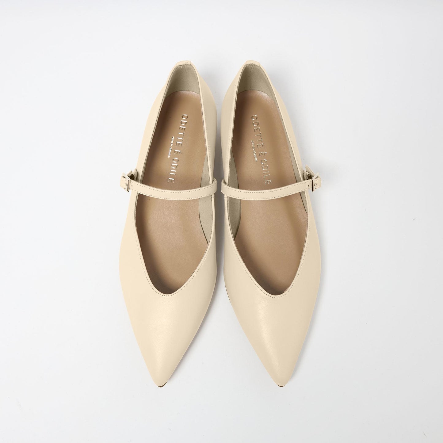 【WEB限定】ポインテッド ストラップ フラット20■↓↑