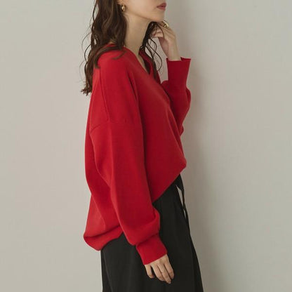 やわもちVネックニット