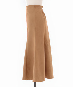 スエードスカート