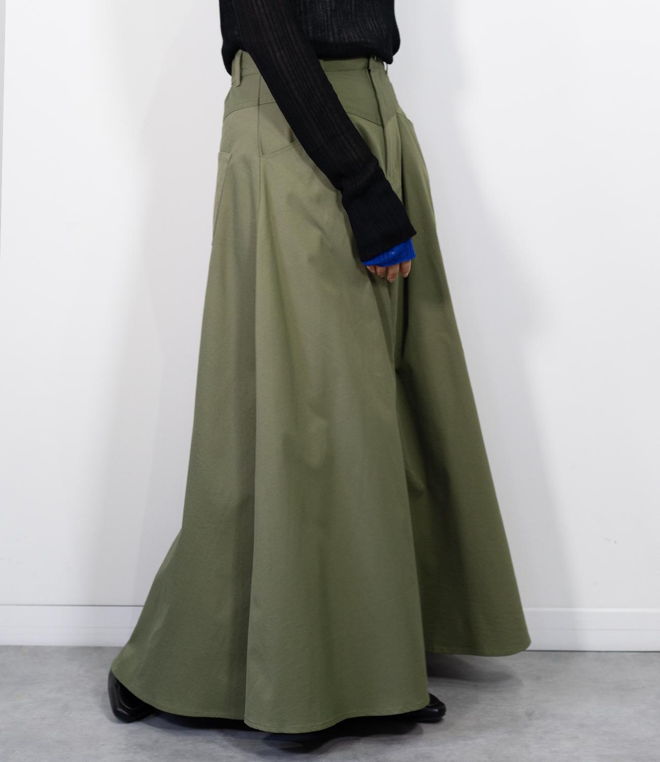 タックツイルフレアスカート