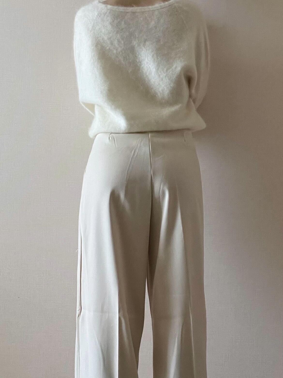 人気ディレクターmeg1006tの限定コーデセット！モヘアライクニットとタックワイドパンツセット