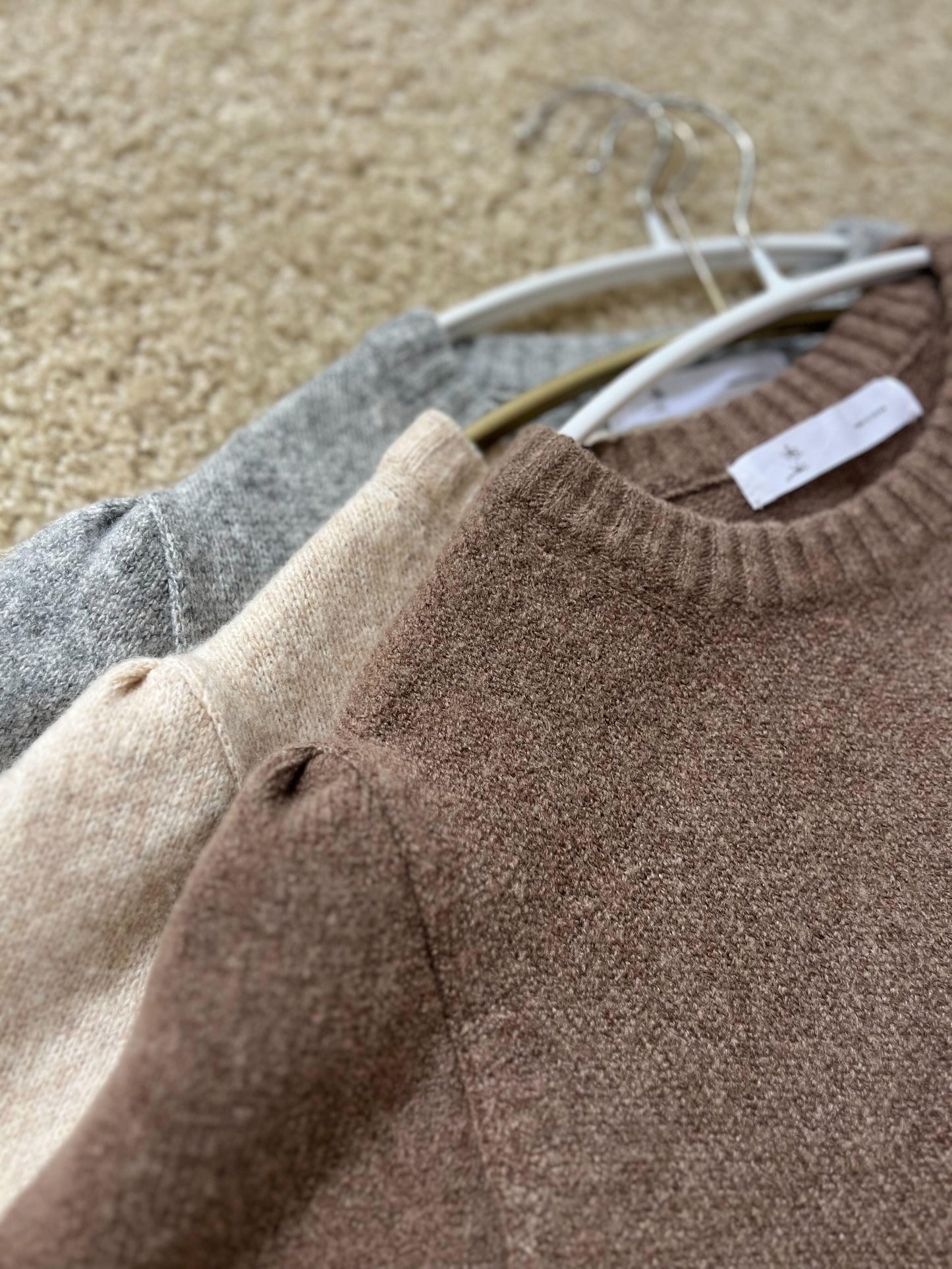 パフスリーブ半袖ニット