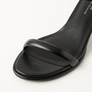 チャンキーパテッドサンダル（4.5cmヒール）