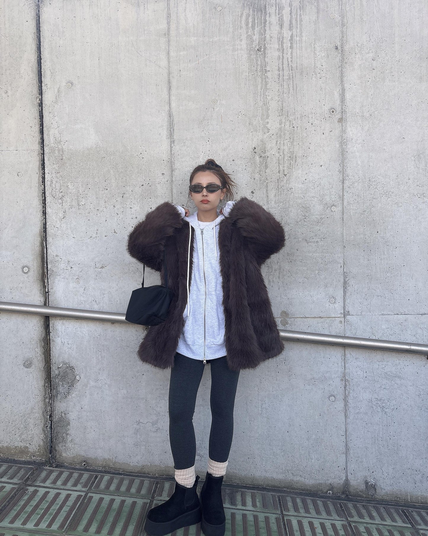 ボクシーフードジップアップ