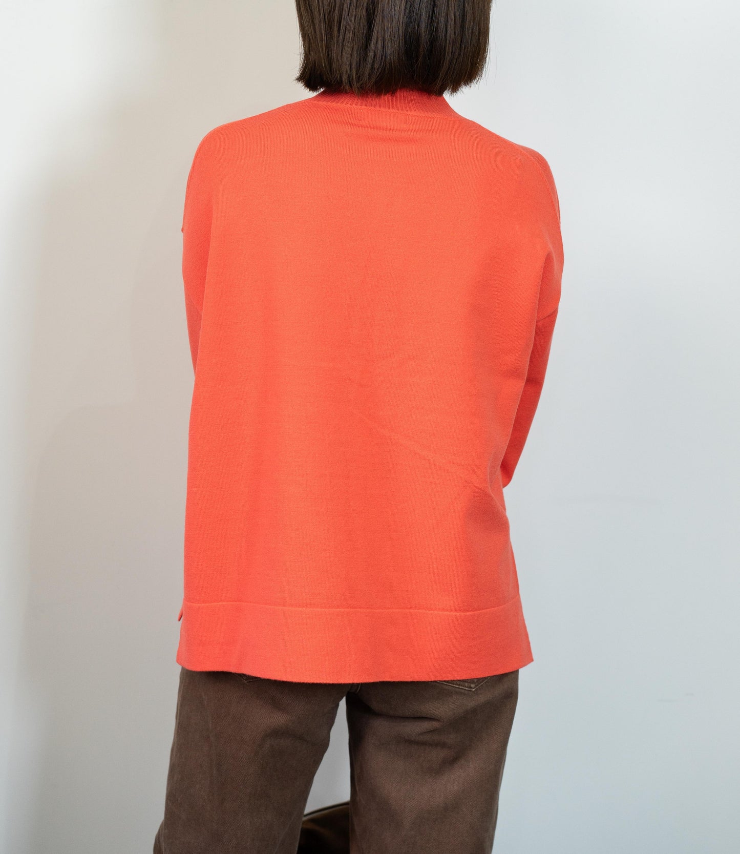 ハイネックスクエアニット