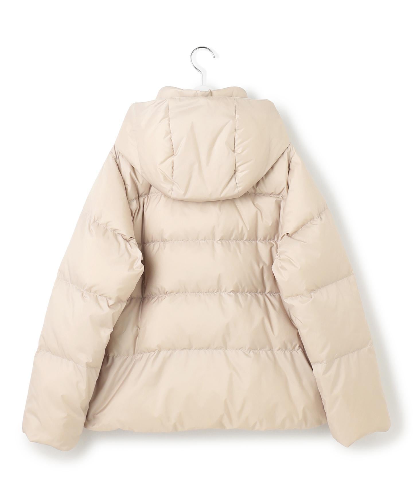 シレータフタ コンパクト ダウンコート