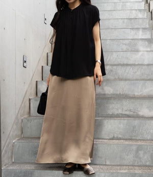 とろみバンドカラーブラウス