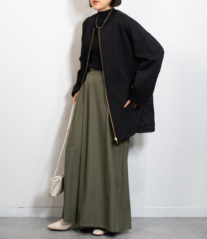 キルティング切替ノーカラーミディコート