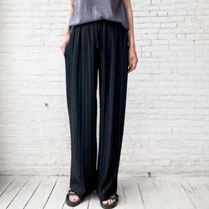 トイリネンパンツ