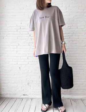 NEW DAY ボクシーTシャツ