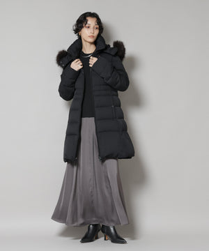 「西川ダウン(R)」サージロングダウン