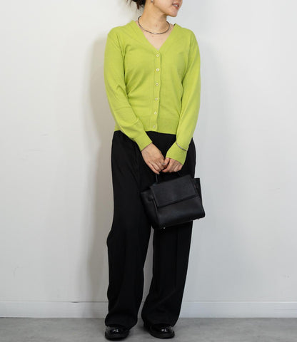 センタープレスストレートパンツ