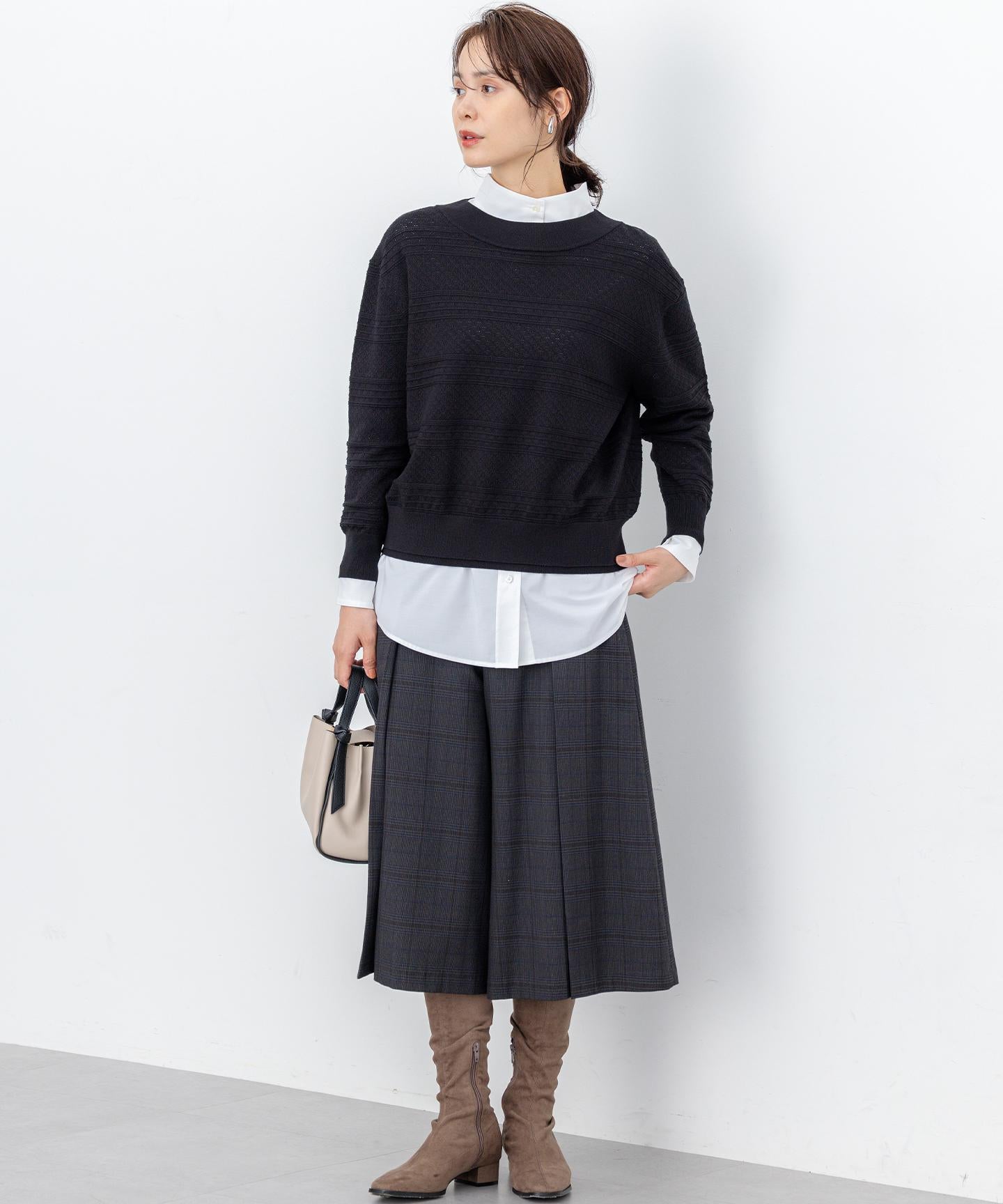 コットンタッチシャーティング刺繍入り ブラウス