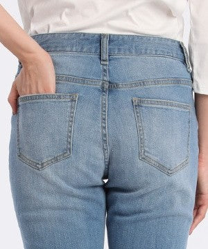 【WEB限定】大人フィットな脚長スリムストレート