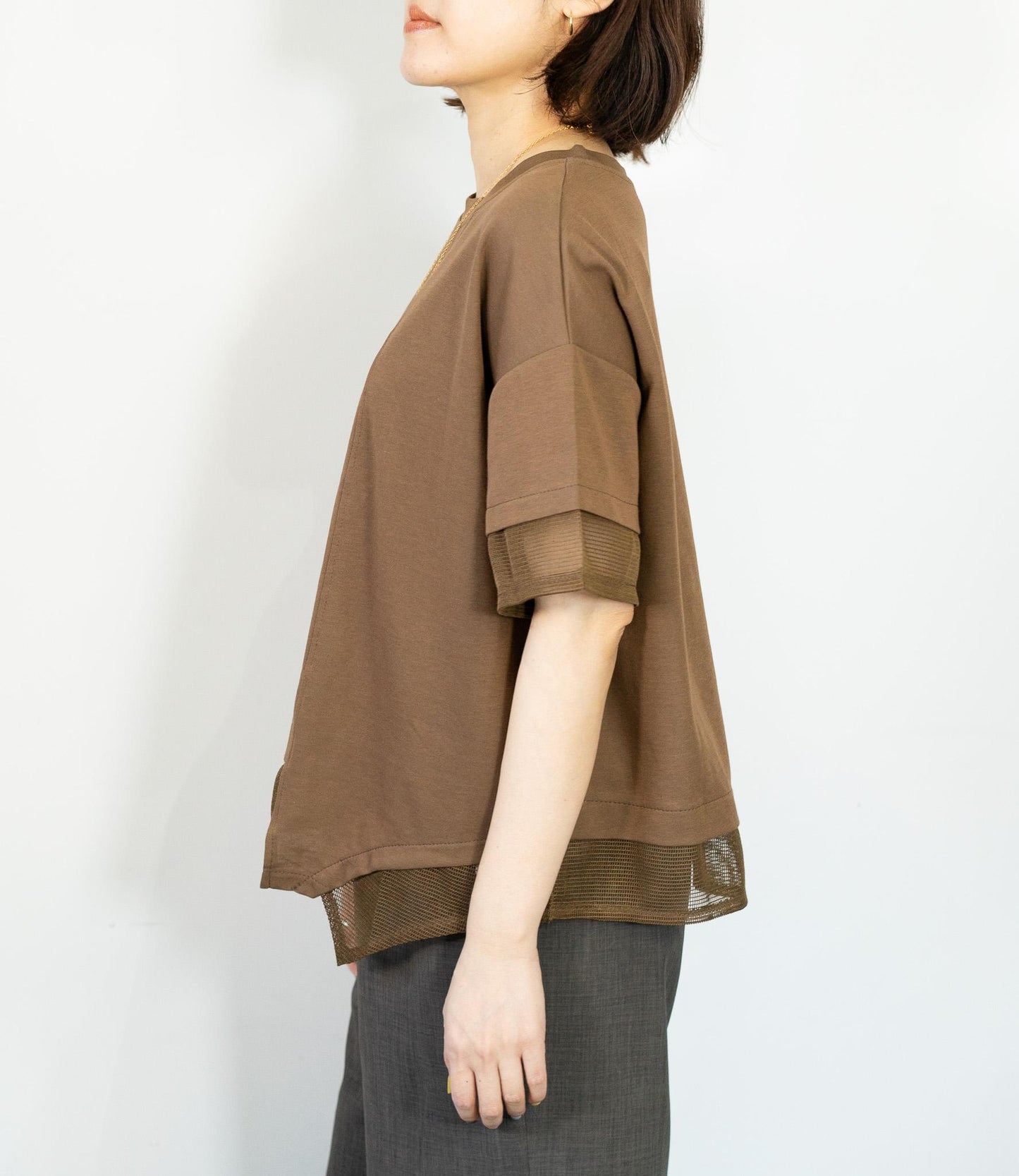 メッシュデザインTシャツ