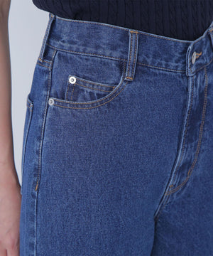 私に“ちょうどいい”ワイドストレートデニム