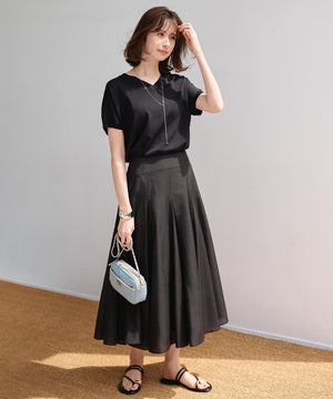 スゴ機能美 Vネック ニット